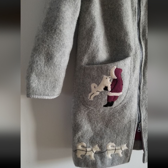 Vintage Inuit Embroidered Wool Parka - Picture 9 of 9